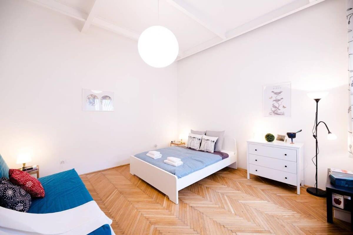 Ultra Central - Ac - Comfy Home Budapest Esterno foto